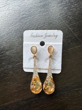 Fashion Jewelry Gold-Tone Teardrop Crystal Dangle Earrings in Amber